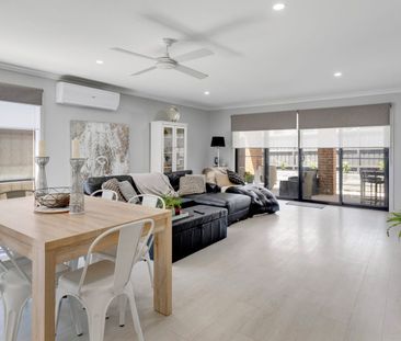 Beautiful home in a peaceful location! - Photo 4