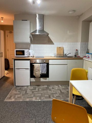 1 bedroom private hall to rent - Photo 4