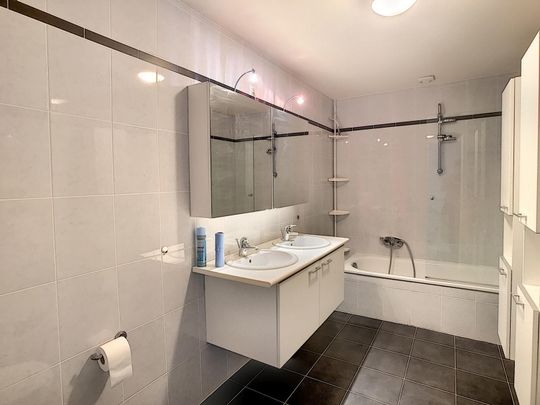 Duplex appartement gelegen op de eerste verdieping met 3 slaapkamers - Photo 1