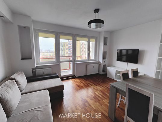 Komfortowe i umeblowane 3 pokoje na Os. Słonecznym - Zdjęcie 1