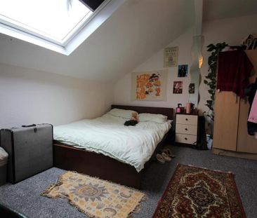4 bedroom terraced house to rent - Photo 6