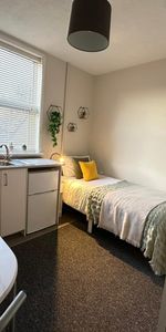Room in a Shared House, Bedford Road, RG1 - Photo 3