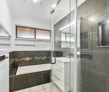 12 Powlett Street, Altona Meadows VIC 3028 - House For Rent | Domain - Photo 4
