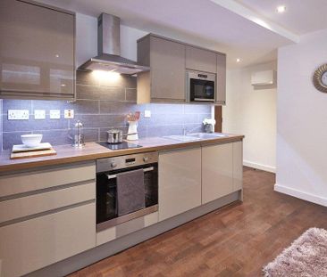 Studio to rent - Photo 1