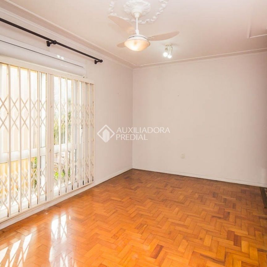 Apartamento com 2 quartos e 79m² para alugar em Praia de Belas, Porto Alegre. - Photo 1