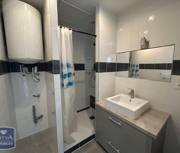 Location Appartement 2 pièces 47m² ST ETIENNE 42100 - Photo 6