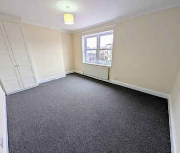 A 3 Bedroom Terraced - Photo 1