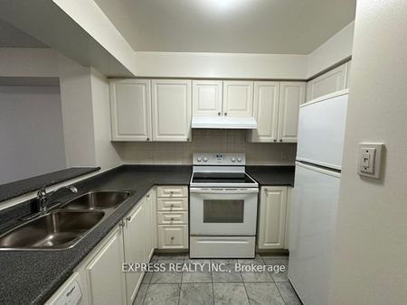 For Lease - 18 Hillcrest Avenue Unit# 701, Toronto, Ontario - Photo 5
