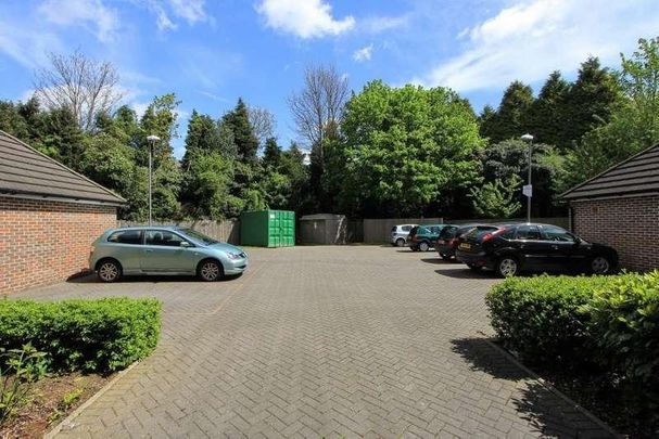 Edward Vinson Drive, Faversham, Kent, ME13 - Photo 1