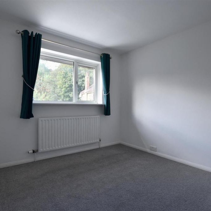 4 bedroom semi-detached house to rent - Photo 1