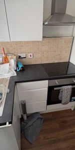 1 bedroom semi-detached house to rent - Photo 3