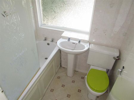 2 bedroom house to rent - Photo 3