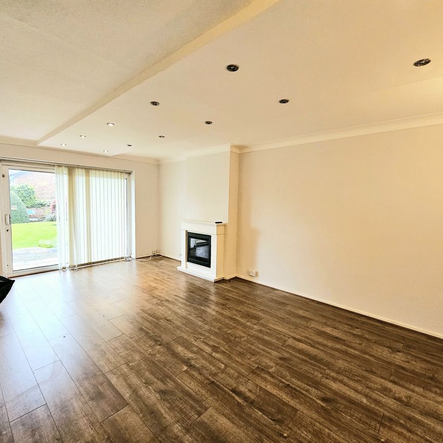 Halsbury Close, HA7 3DY, Stanmore - Photo 1