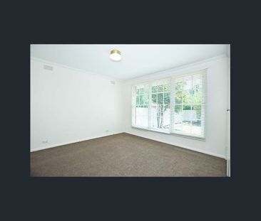 TWO BEDROOM FRONT UNIT WITH LARGE FRONT GARDEN AREA - Photo 2
