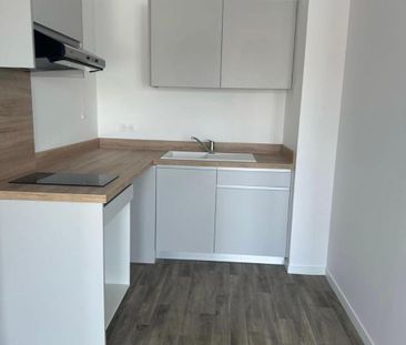 Location Appartement 2 pièces 41m² LE HAVRE 76600 - Photo 2