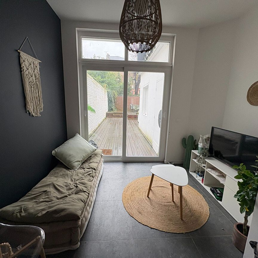 Location Appartement 1 pièce 12m² LILLE 59800 - Photo 1