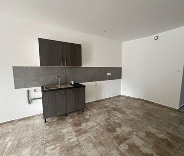 Location Appartement 2 pièces 57m² - Photo 2