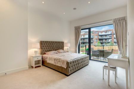 3 Bedroom Flat To Let - Photo 4