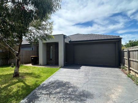 1/70 Smoult Drive, Kurunjang, VIC 3337 - Photo 5