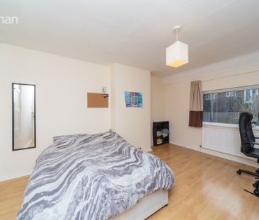 5 bedroom terraced house to rent - Photo 5