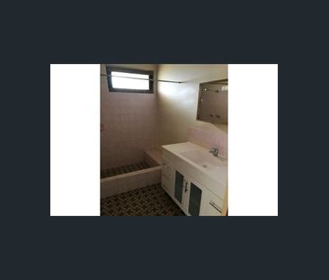 2x1 DIANELLA HOUSE OFFERING GREAT VALUE - Photo 3