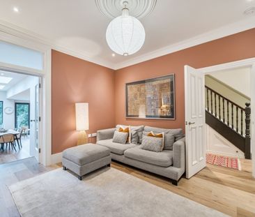 5 bedroom terraced house to rent - Photo 4