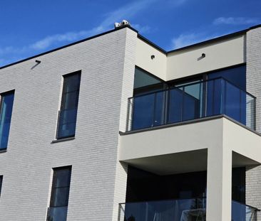 Recent appartement met 2 slpks en terras + garage - Photo 4