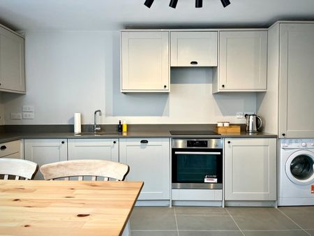 1 Bed Flat, Balfour Road, BN1 - Photo 5