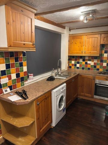 2 Bed Semi-Detached House, Stanage Rise, S12 - Photo 2