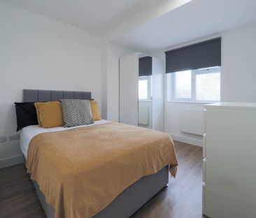 Room in a Shared House, The Meadow Way, HA3 - Photo 5