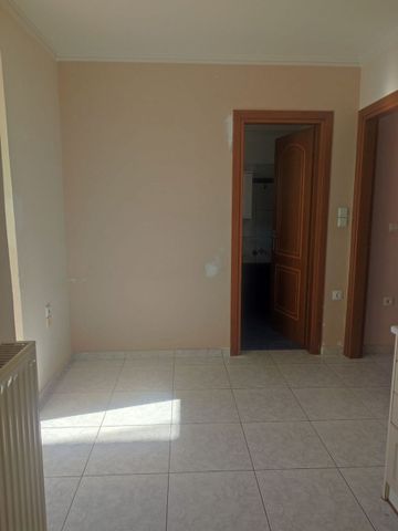 Διαμέρισμα για ενοικίαση Προσφυγικά - Πλατεία Ελευθερίας (Πάτρα) - Photo 5