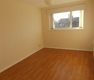 Pen Y Cae, Mornington Mews, Caerphilly - Photo 2