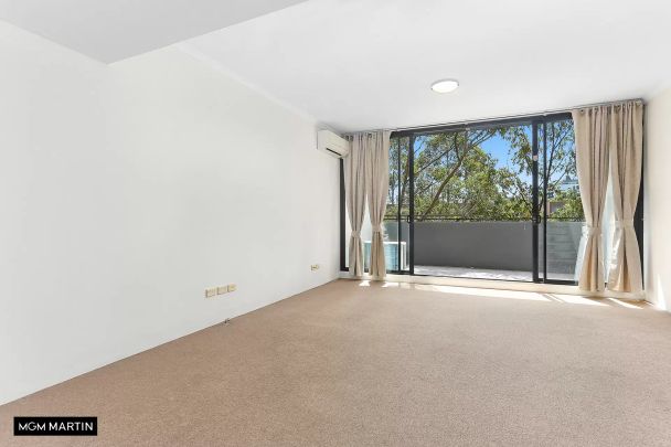 MGM MARTIN - TWO BEDROOM APARTMENT - Photo 1