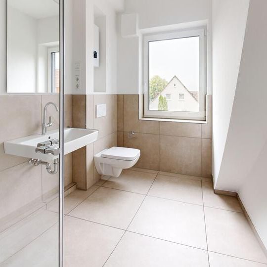 Moderne 3-Zimmer Dachgeschosswohnung im Herzen von Paderborn zu vermieten - Photo 1