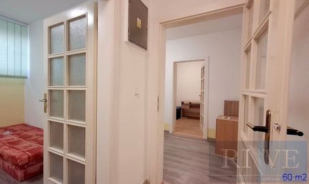 60 m2 - priestor vhodný na kancelárie aj bývanie - Photo 4