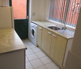 JUBILEE STREET, NORTH ORMESBY, MIDDLESBROUGH, TS3 6QJ - Photo 5