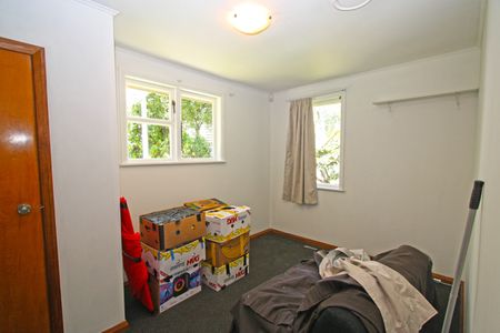 4 Bedrooms & Pets Considered - Photo 4