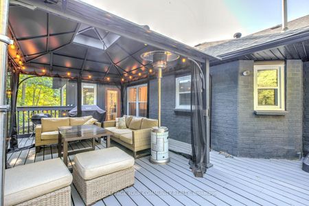 For Lease - 161 Heathwood Heights Drive, Aurora, Ontario - Photo 2