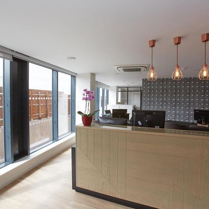 Studio to rent - Photo 1