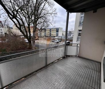 Wohnen in Untermhaus mit Aufzug, 2 Balkonen und 2 Bädern! Parkplatz... - Foto 1