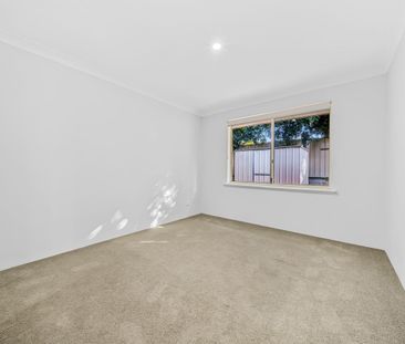 Spacious 4 Bedroom Family Home in Convenient Bertram Location - Photo 3