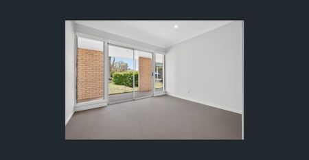 Recently Renovated Family Home in a Quiet Cul-de-Sac - Photo 4