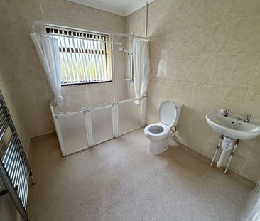 Wakeley Hill, Penn, Wolverhampton - Photo 3