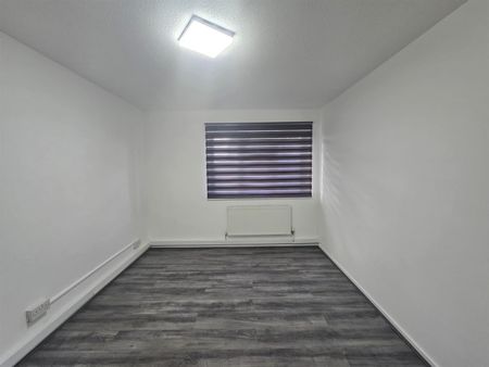 Little Grove, Bushey WD23, London - Photo 2