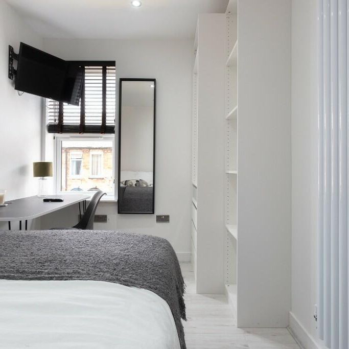 6 bedroom house to rent - Photo 1