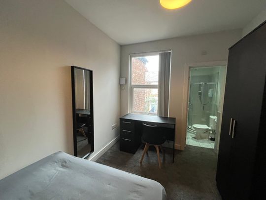 Horsham Street, Salford - Photo 1