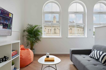 1 bedroom private hall to rent - Photo 4