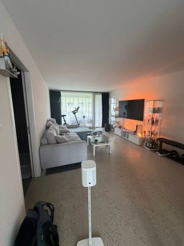 Bel appartement de 2,5 pièces dans une construction récente - Foto 4