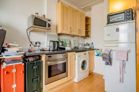Studio to rent - Photo 4