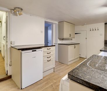 High Street, Redbourn, St. Albans, AL3 7LJ - Photo 6